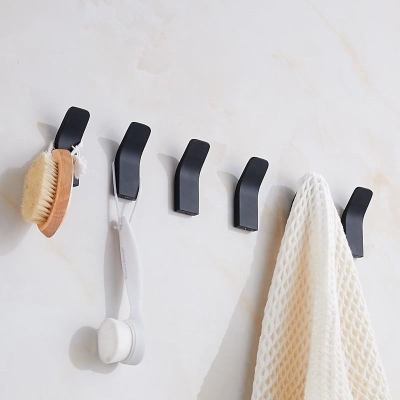 Oak & Coral | Golden Wall Hooks – Luxurious Brass Coat Hooks for Hallway and Bedroom
