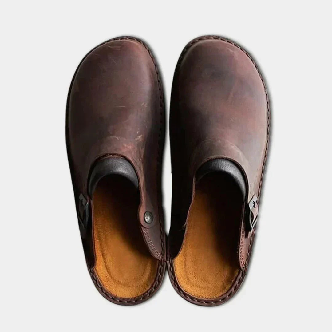 Oak & Coral | Men's Clogs With Buckle Strap