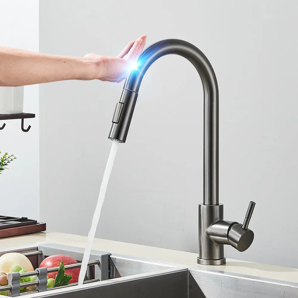 Oak & Coral | SmartTouch | Kitchen Faucet with Touch Sensor and Pull-Out Spray Head – Brushed Nickel