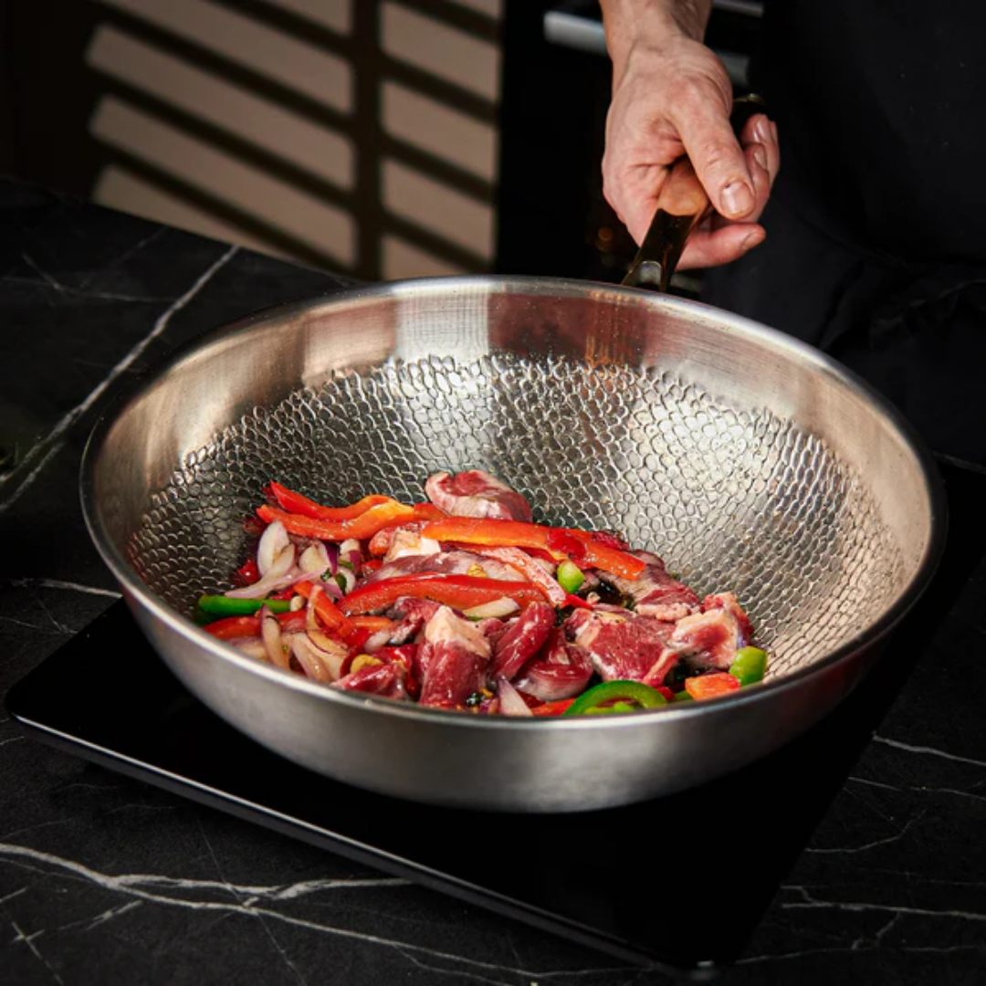 Oak & Coral | Titanium Frying Pan | Non-Toxic, Naturally Non-Stick & Ideal for Healthy Cooking