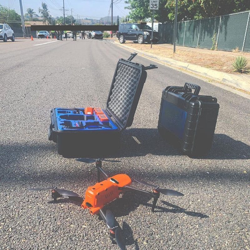 Oak & Coral | AeroPro - Drone with 4K UHD Camera and Long Battery Life
