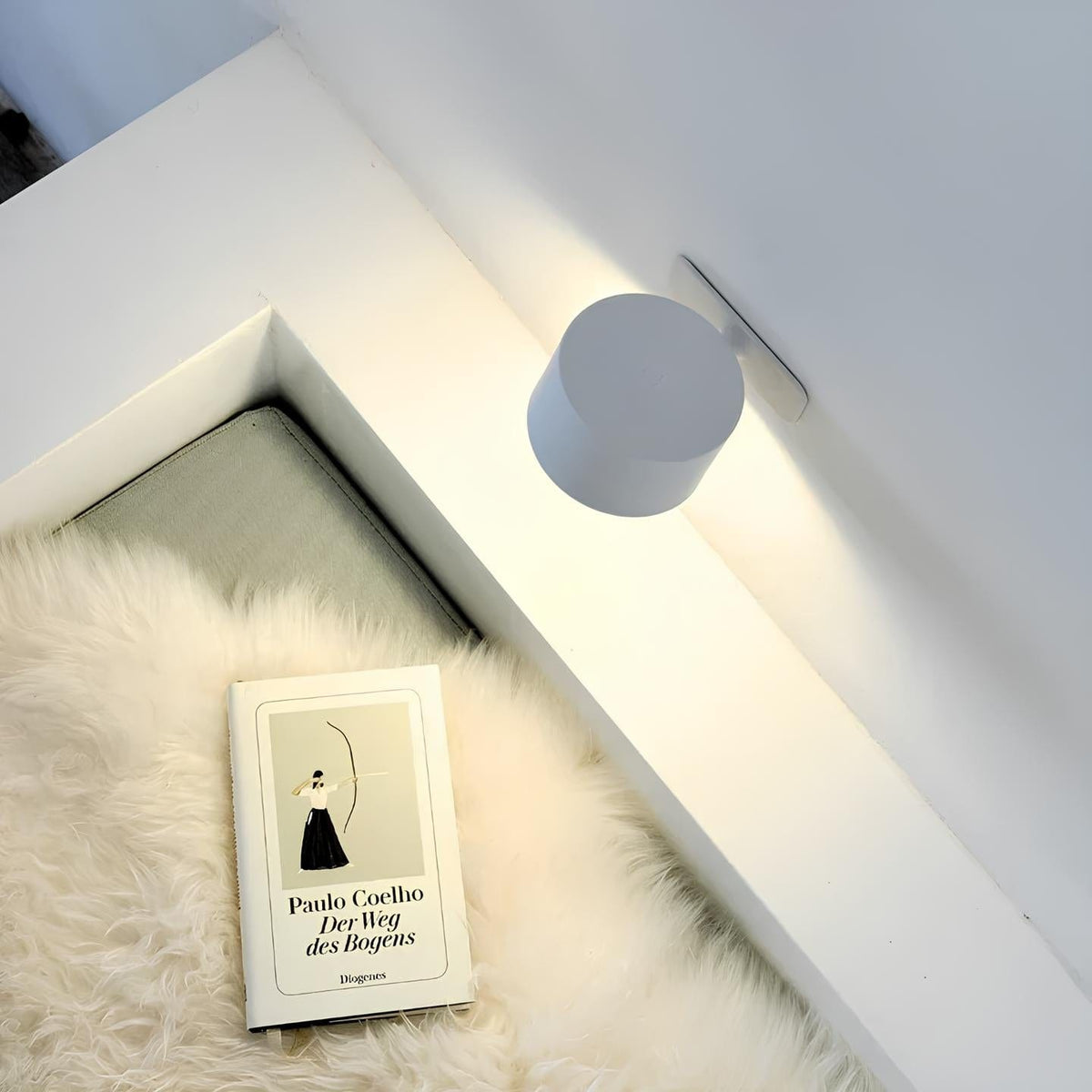 Oak & Coral | Battery Powered Wall Lamp | Rechargeable, 360° Adjustable and Wireless for Bedrooms, Hallways, and Reading Corners