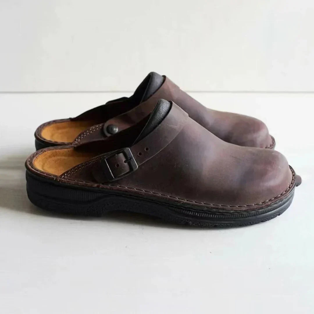Oak & Coral | Men's Clogs With Buckle Strap