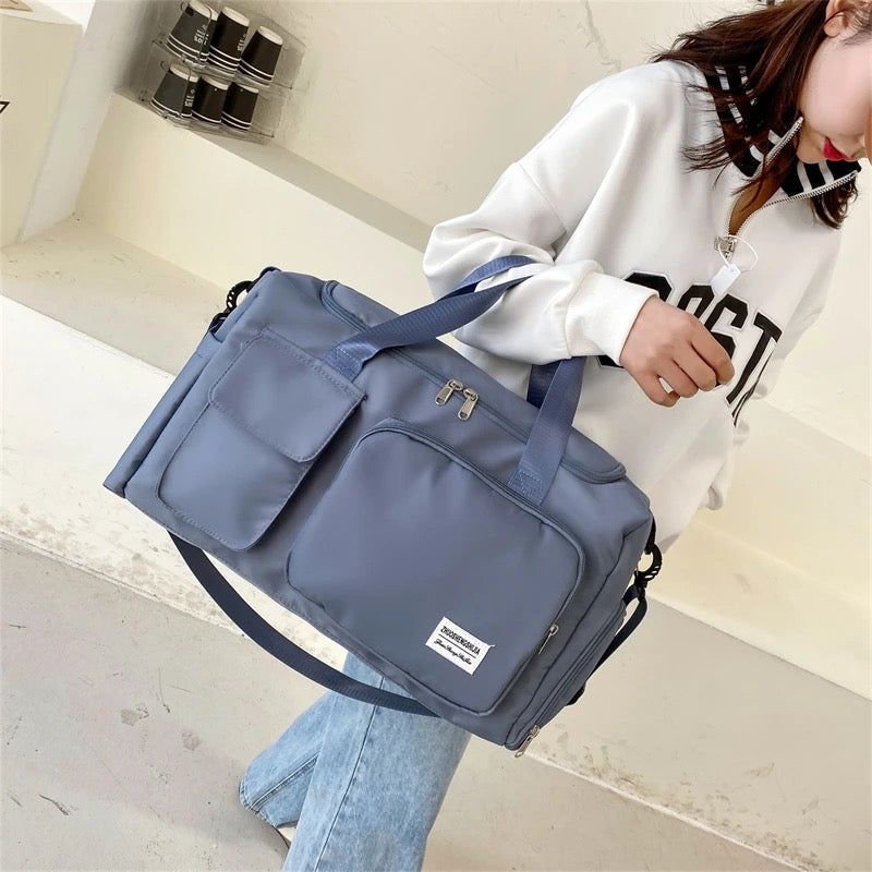 Oak & Coral | Multi-pocket travel bag, sports and gym bag with separate shoe compartment
