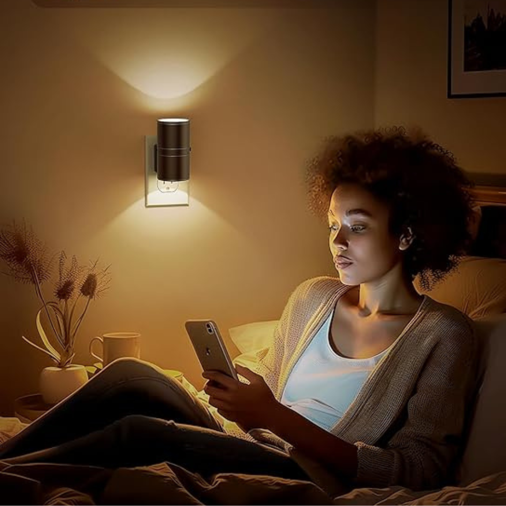 Oak & Coral | Nattlys contact with light intensity detection and adjustable brightness