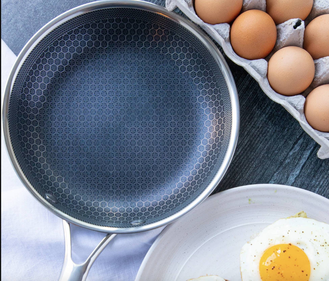 Oak & Coral | Non-Stick Honeycomb Frying Pan