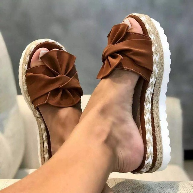 Oak & Coral - Orthopedic Fashion Design Sandals