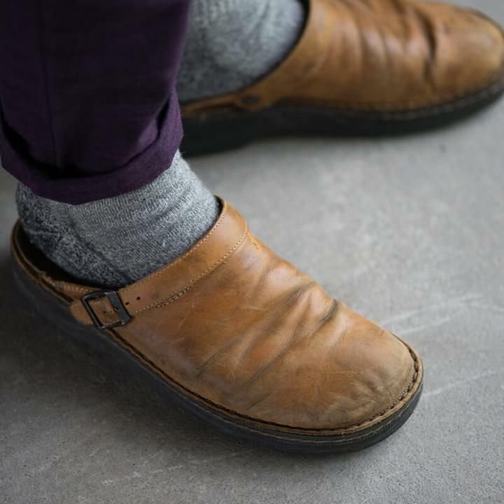 Oak & Coral | Orthopedic Slippers for Men | Comfort & Support for Every Day