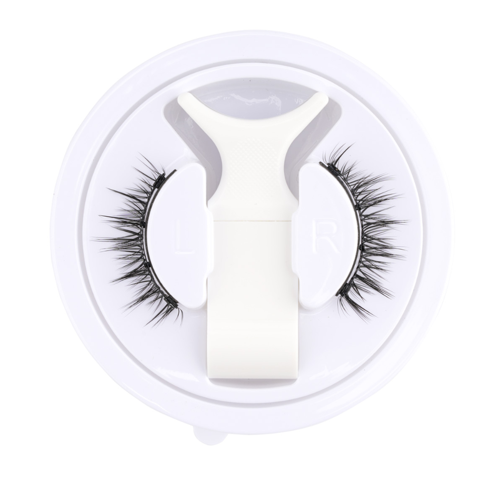 Oak & Coral | Professional Magnetic Eyelash Set | Glue-Free & Reusable | 3D Volume Effect | Includes Precision Applicator | Wind & Water Resistant | Hypoallergenic