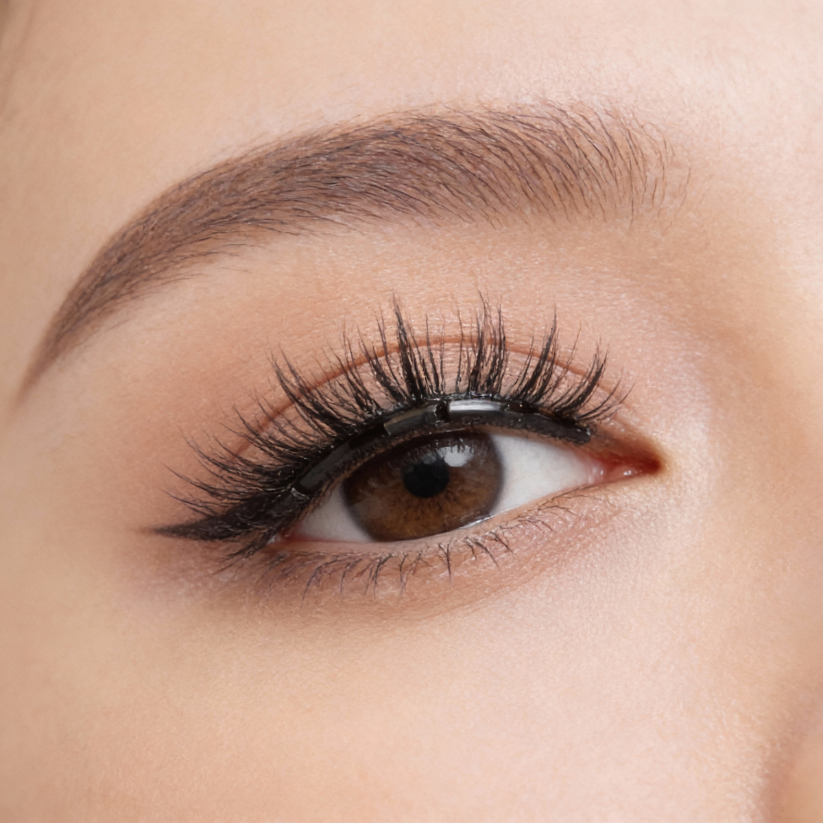 Oak & Coral | Professional Magnetic Eyelash Set | Glue-Free & Reusable | 3D Volume Effect | Includes Precision Applicator | Wind & Water Resistant | Hypoallergenic