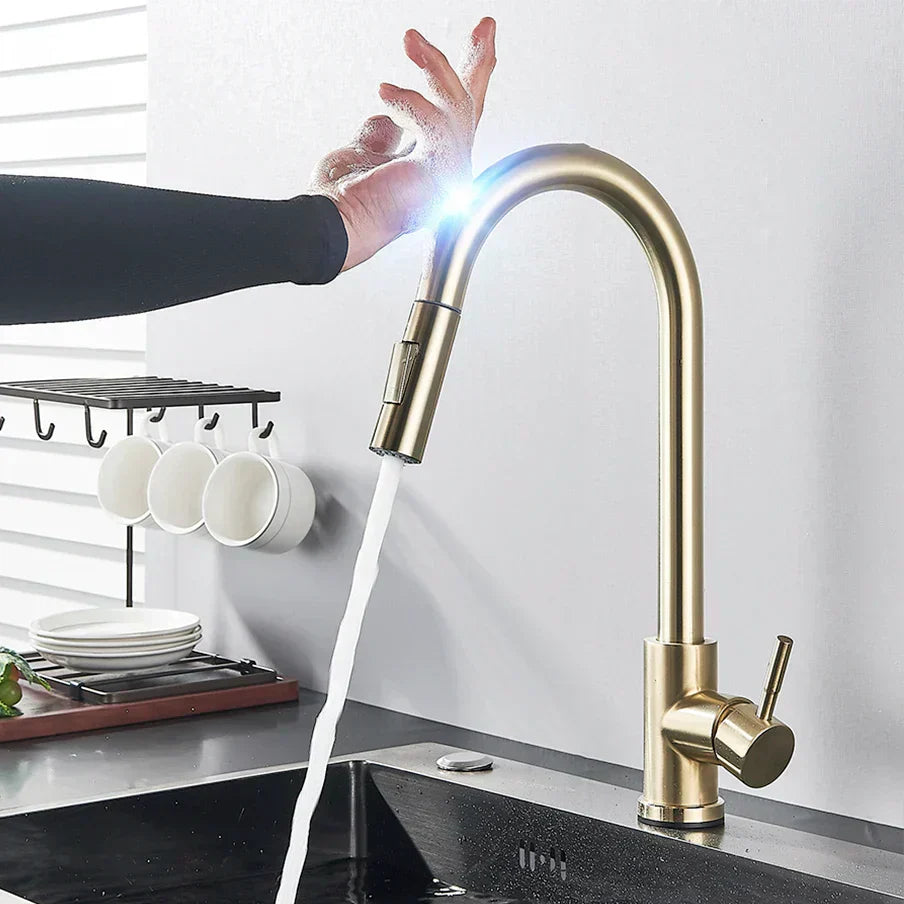 Oak & Coral | SmartTouch | Kitchen Faucet with Touch Sensor and Pull-Out Spray Head – Brushed Nickel