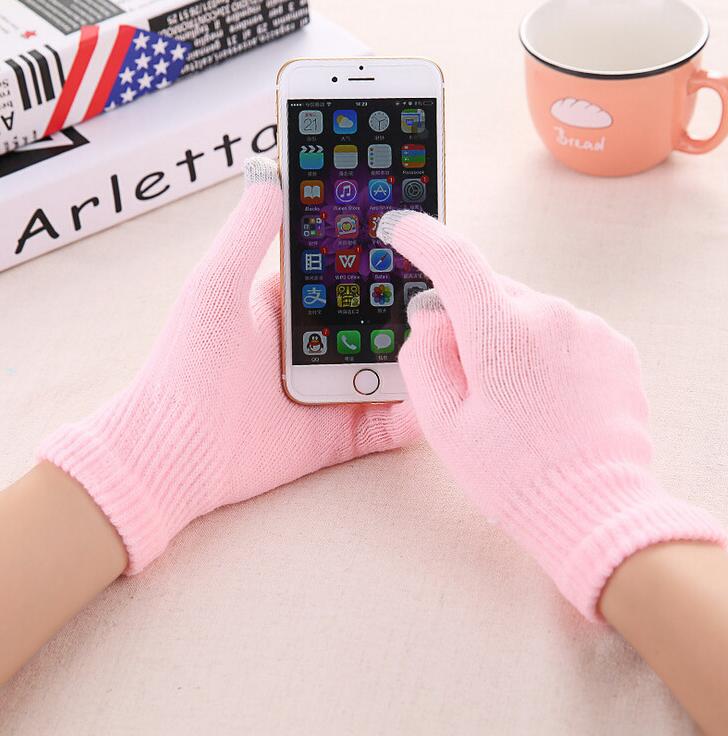 Oak & Coral | ThermoGrip Winter Gloves – Warm, Waterproof and Touchscreen