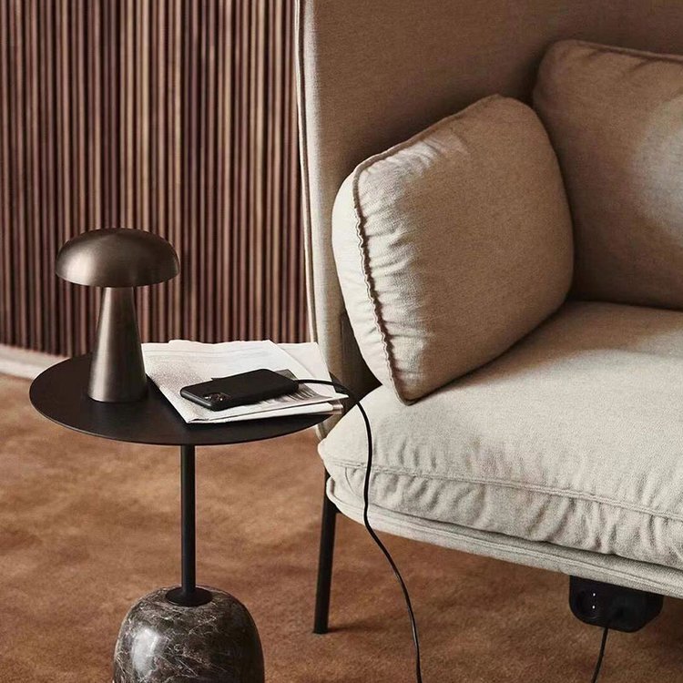 Oak & Coral | Wireless Table Lamp | Rechargeable Mushroom Design