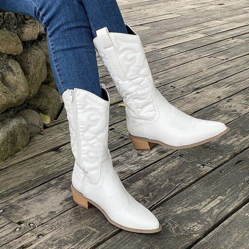 Oak & Coral | Women's Embroidered Cowboy Boots