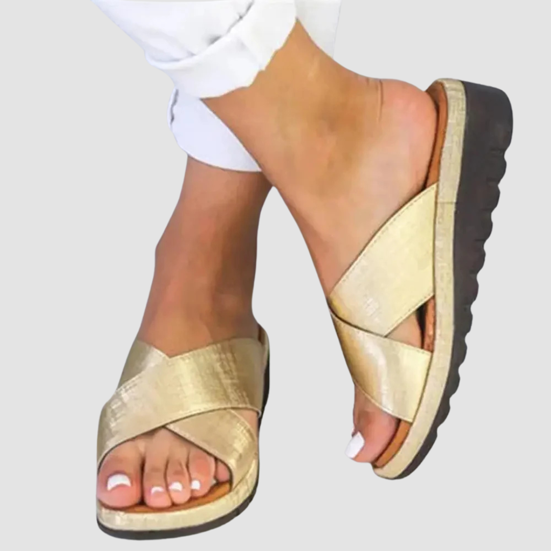 Oak & Coral | Women's Platform Slide Sandals