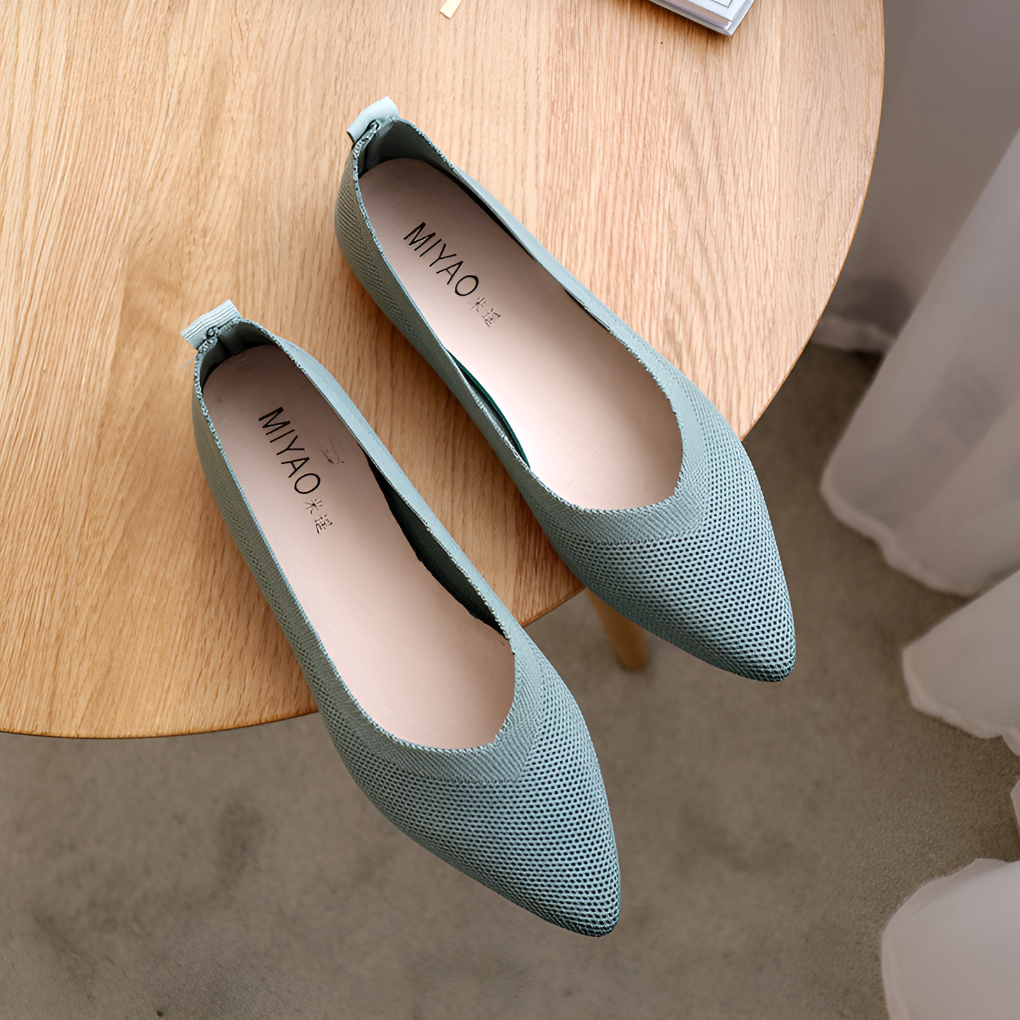 Oak & Coral | Women's Pointed Toe Knit Flats