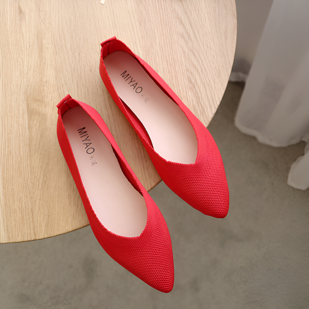 Oak & Coral | Women's Pointed Toe Knit Flats