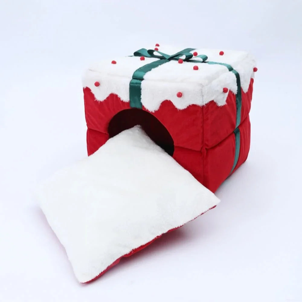Christmas 2-in-1 Pet Cave Bed with Non-Slip Base