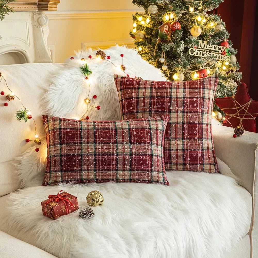 Classic Plaid Cushion Cover with Warm Christmas Ambience