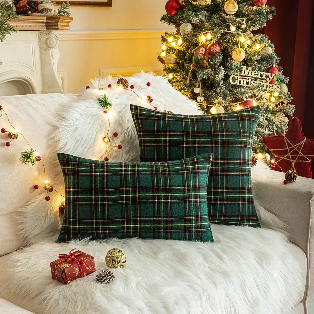 Classic Plaid Cushion Cover with Warm Christmas Ambience
