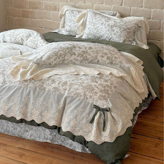 Cotton-Blend Floral Toile Bedding Set with Embroidered Lace Ruffles and Decorative Bows