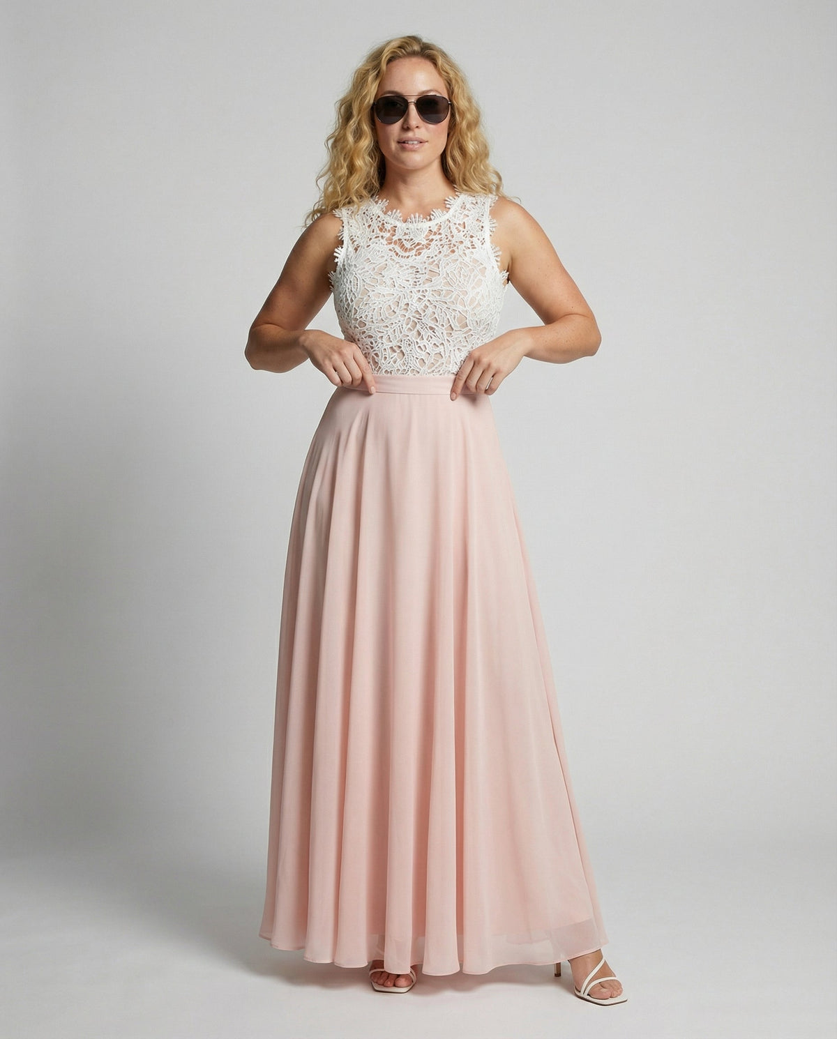 Elegant Women's Summer Dress Made of Lace for Summer | Oak & Coral