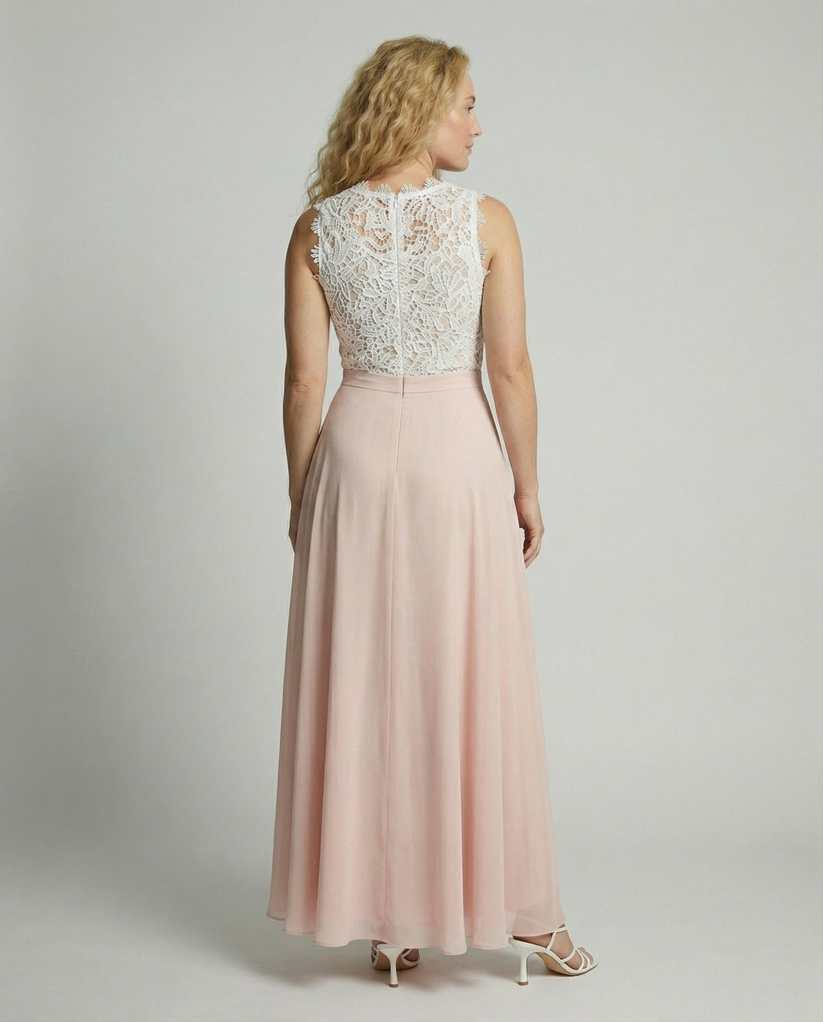 Elegant Women's Summer Dress Made of Lace for Summer | Oak & Coral