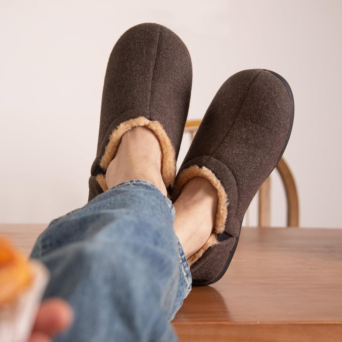 Men's Warm Winter Slippers - Noah