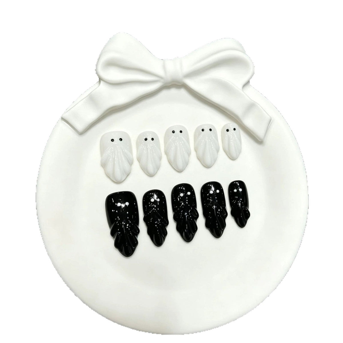 Playful Ghost-Themed Press-On Nail Set